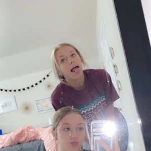 Meet your Posher, Macy